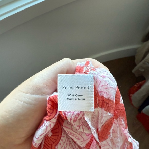 Roller Rabbit Seashell Print V-Neck Tunic - Picture 6 of 7